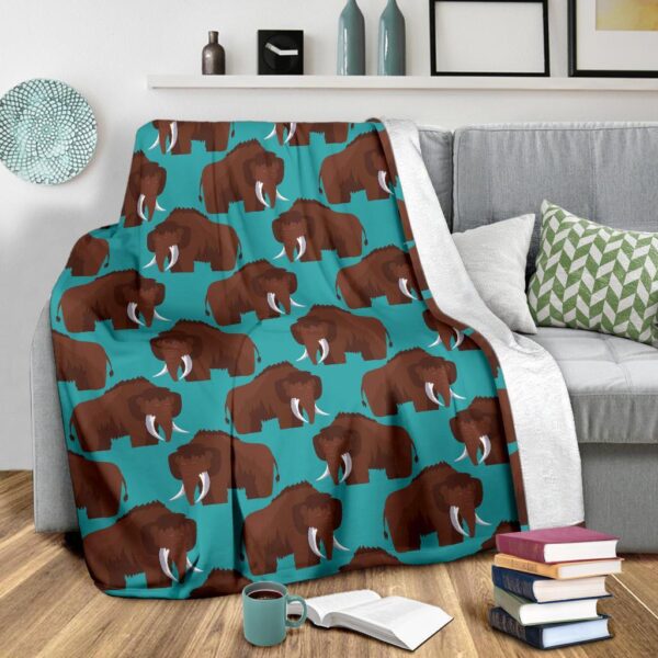 Mammoth Blue Pattern Print Blanket