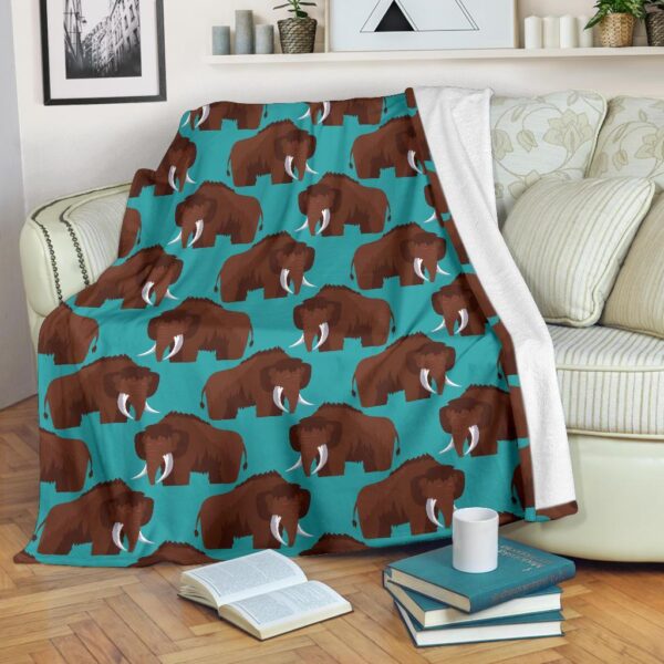 Mammoth Blue Pattern Print Blanket