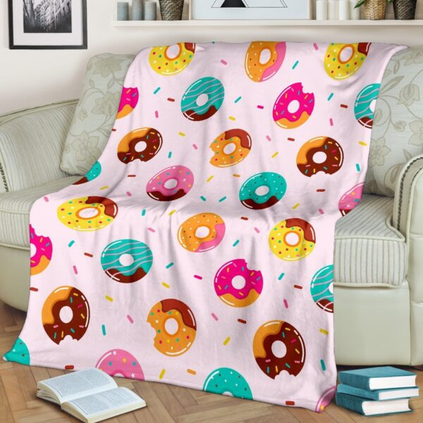 Pattern Print Donut Blanket