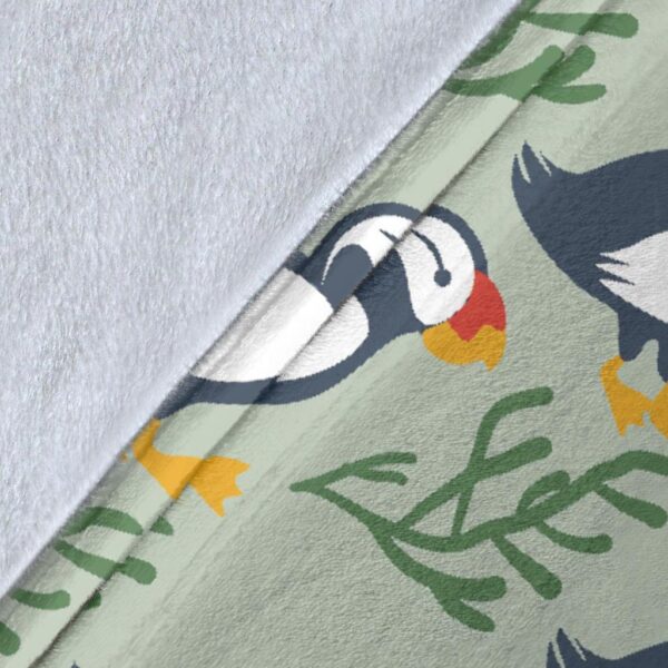 Puffin Cute Pattern Print Blanket